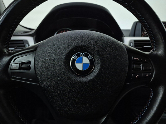 BMW 3 серии 318i Sport Line, 2015 года, пробег 160245 км
