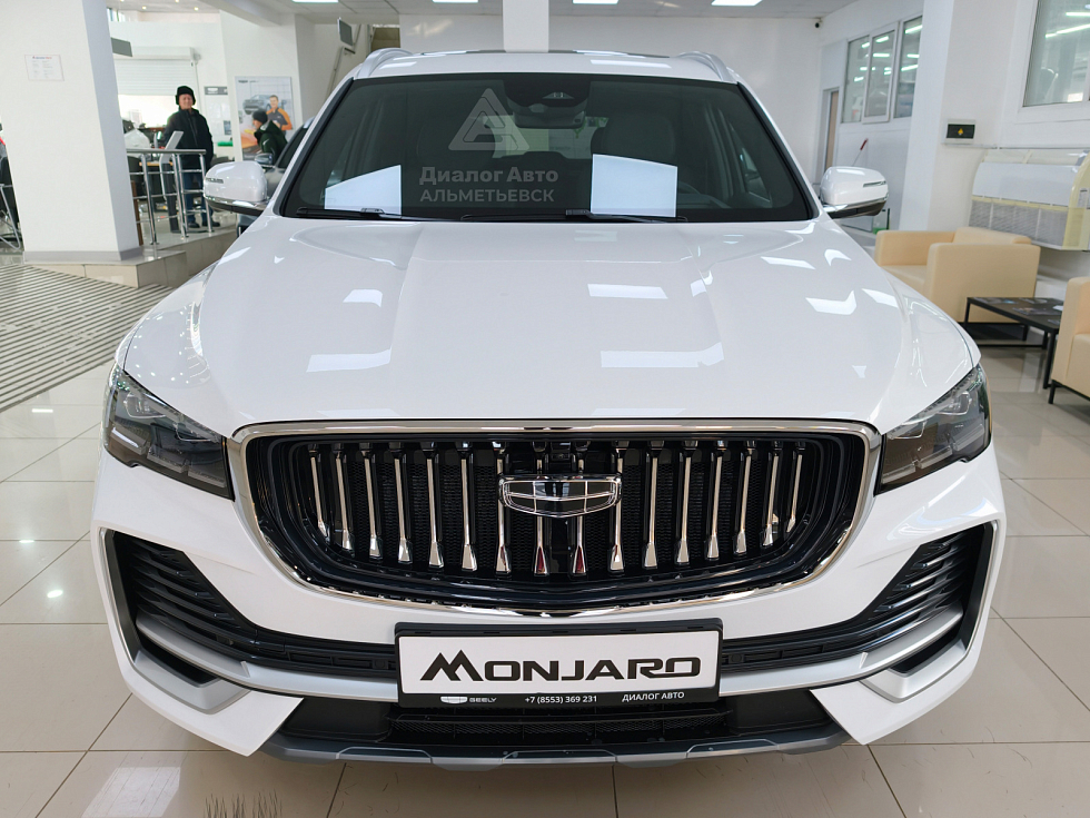 Geely Monjaro Flagship SE, белый