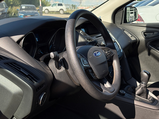 Ford Focus Ambiente, 2017 года, пробег 129870 км