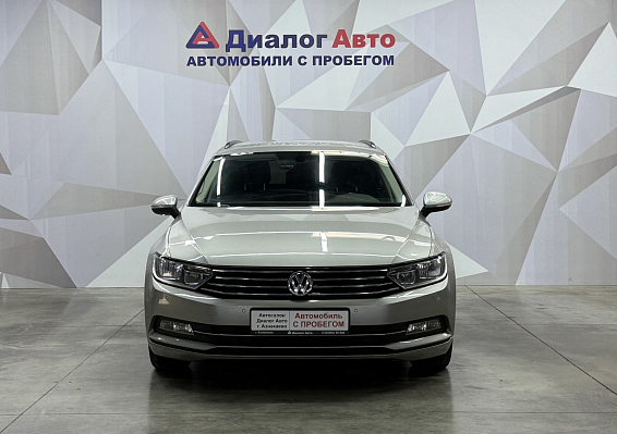 Volkswagen Passat, 2017 года, пробег 146147 км
