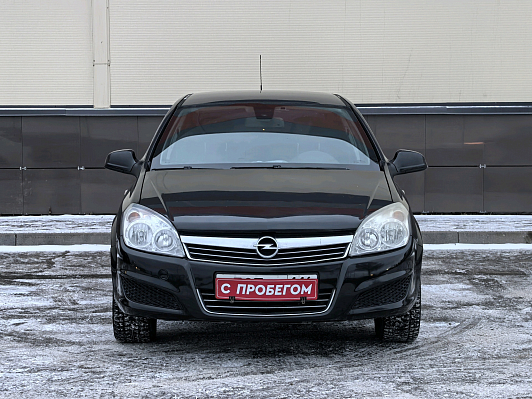 Opel Astra, 2012 года, пробег 195631 км