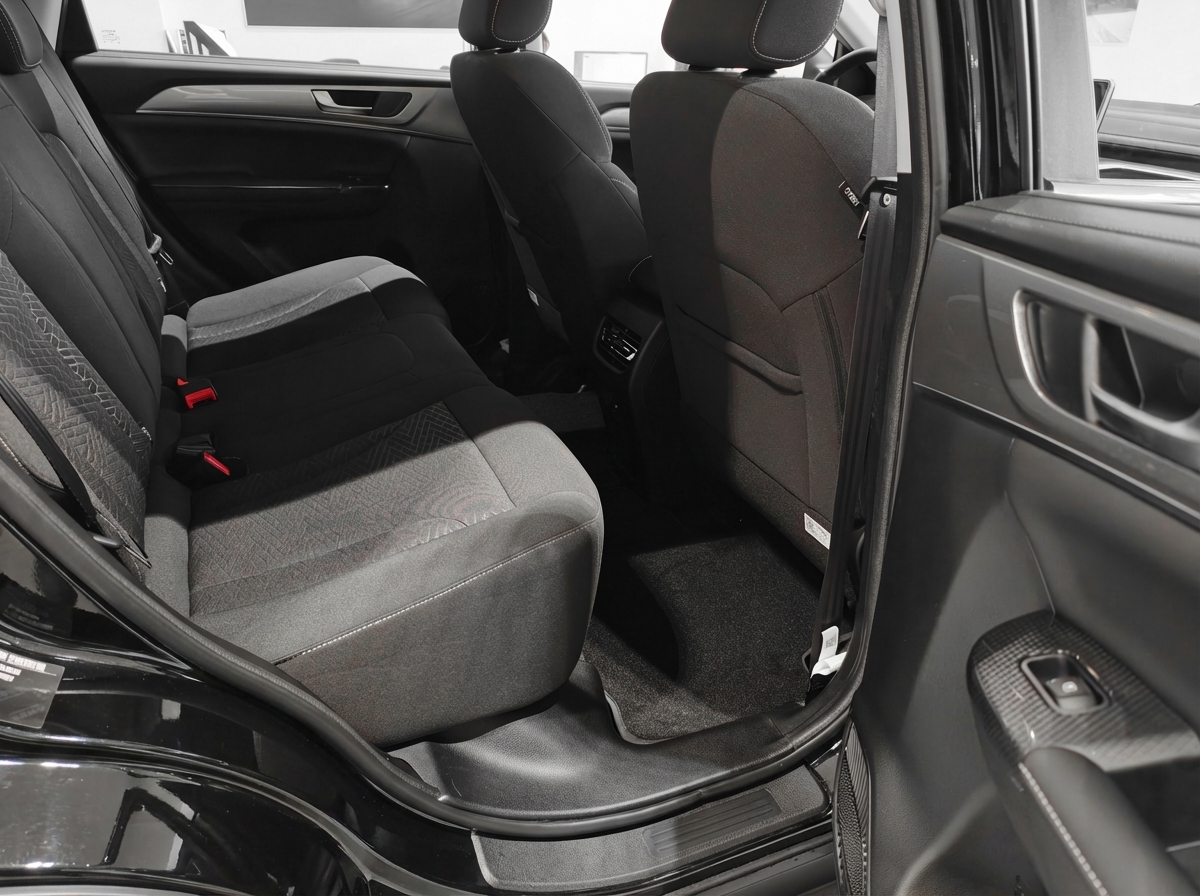 Haval M6 Оптимум, черный