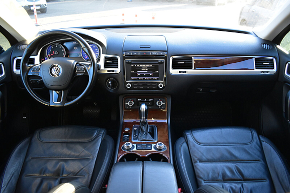 Volkswagen Touareg Business, 2015 года, пробег 277000 км