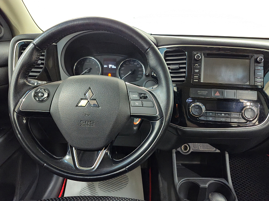 Mitsubishi Outlander Instyle, 2016 года, пробег 155949 км