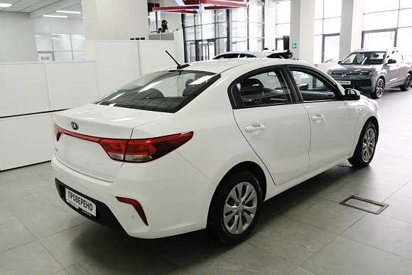 Kia Rio, 2019 года, пробег 140000 км