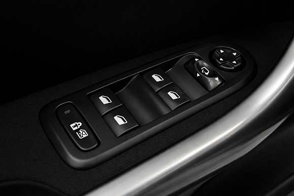 Peugeot 308 Allure, 2012 года, пробег 130000 км