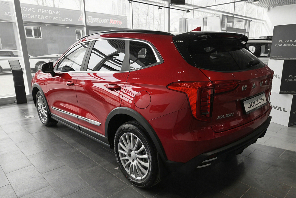 Haval Jolion Премиум, красный