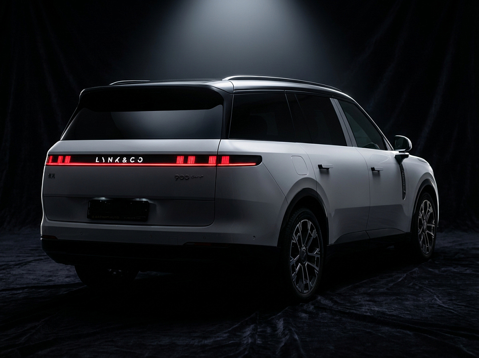 Lynk & Co 900 Ultra, белый