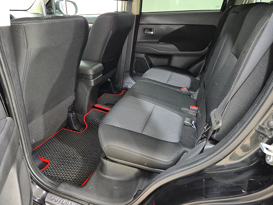 Mitsubishi Outlander Instyle, 2016 года, пробег 155949 км