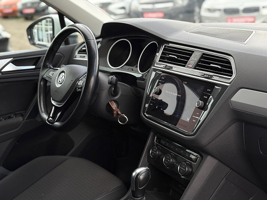 Volkswagen Tiguan Winter Edition, 2020 года, пробег 142547 км