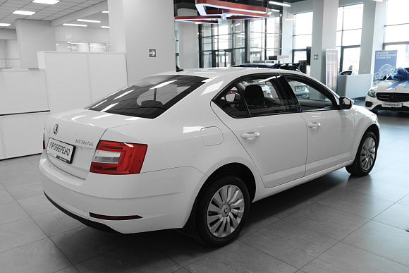 Skoda Octavia, 2018 года, пробег 200535 км