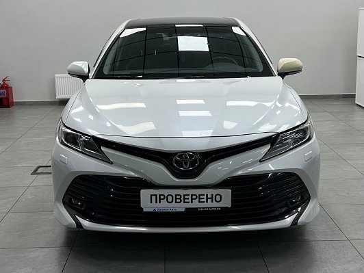 Toyota Camry Элеганс Safety, 2020 года, пробег 98682 км