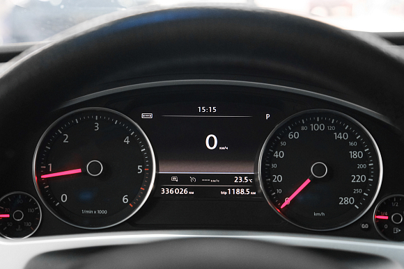 Volkswagen Touareg Business, 2015 года, пробег 335000 км