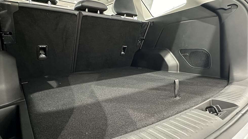 Geely Atlas Flagship Sport, серебряный