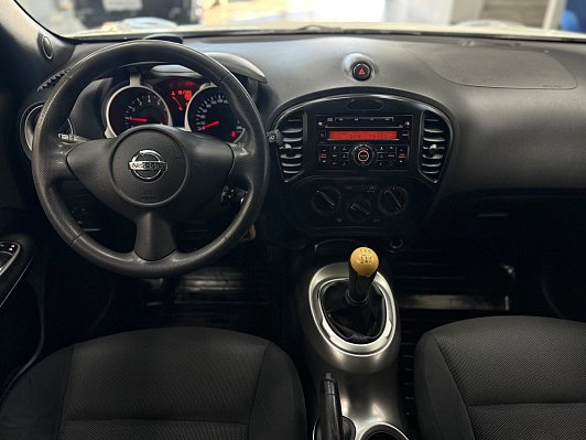 Nissan Juke SE, 2011 года, пробег 191000 км