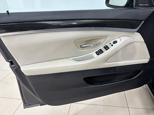BMW 5 серии, 2011 года, пробег 259997 км