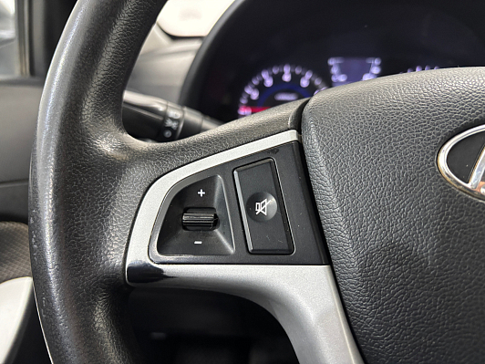 Hyundai Solaris Active, 2012 года, пробег 191547 км