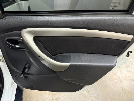 Renault Duster LE Adventure, 2014 года, пробег 272782 км
