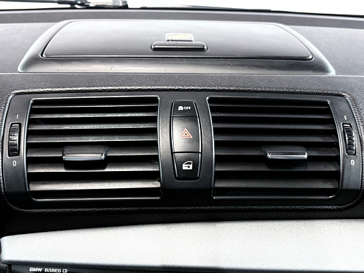 BMW 1 серии, 2011 года, пробег 220019 км