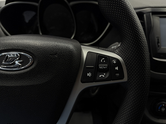 Lada (ВАЗ) Vesta Comfort Multimedia, 2017 года, пробег 168306 км