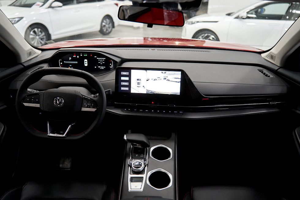Changan UNI-S (CS55 Plus) Luxe, красный
