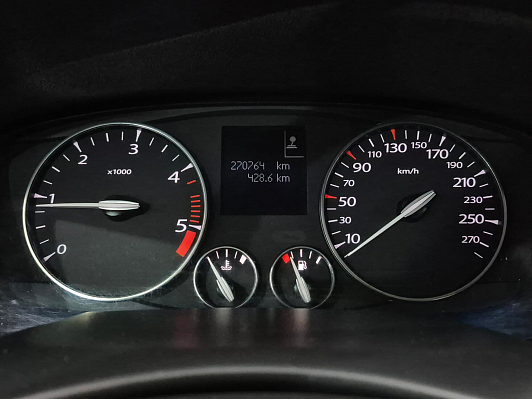 Renault Laguna, 2009 года, пробег 270739 км