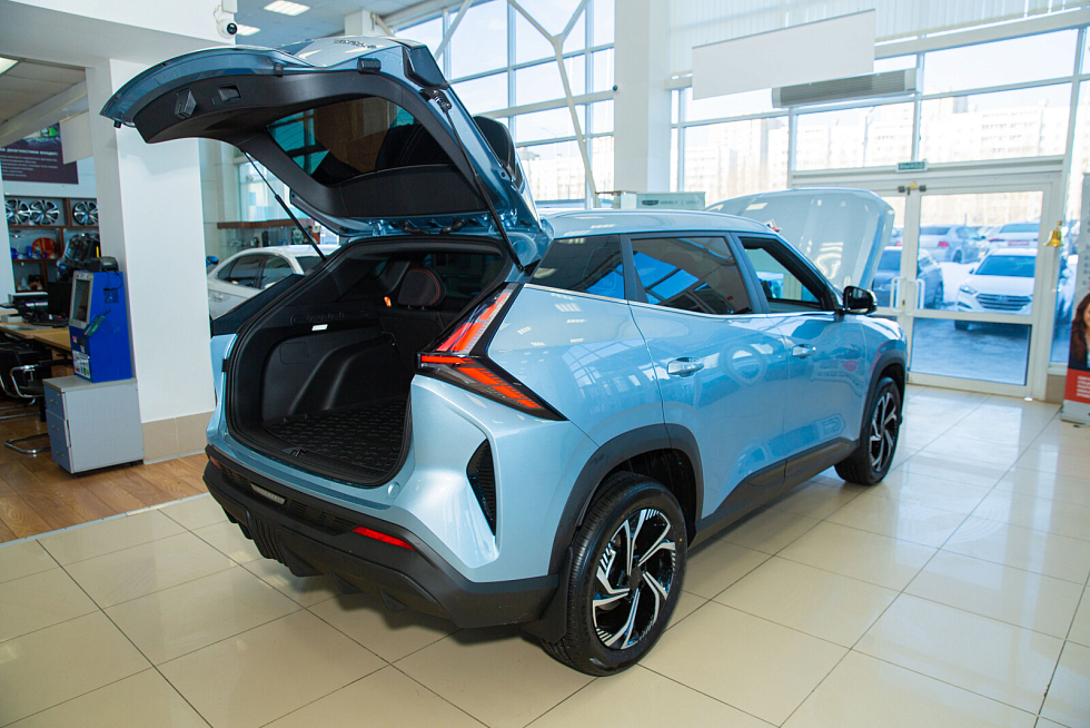 Geely Cityray Люкс, голубой