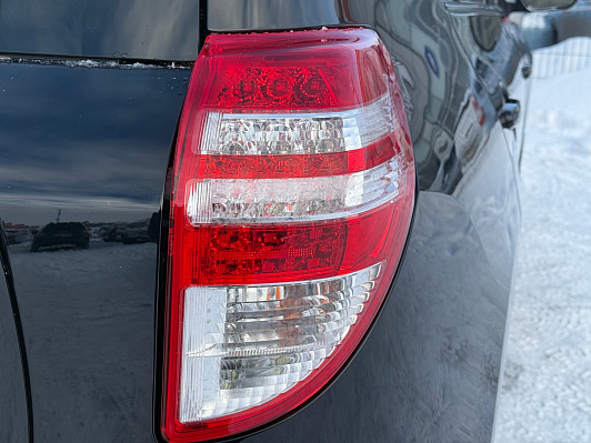 Toyota RAV4, 2010 года, пробег 285001 км