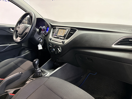Hyundai Solaris Comfort, 2017 года, пробег 108000 км