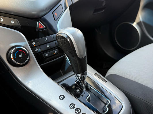 Chevrolet Cruze LS, 2012 года, пробег 197500 км