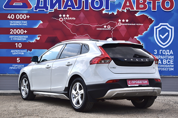 Volvo V40, 2013 года, пробег 198400 км