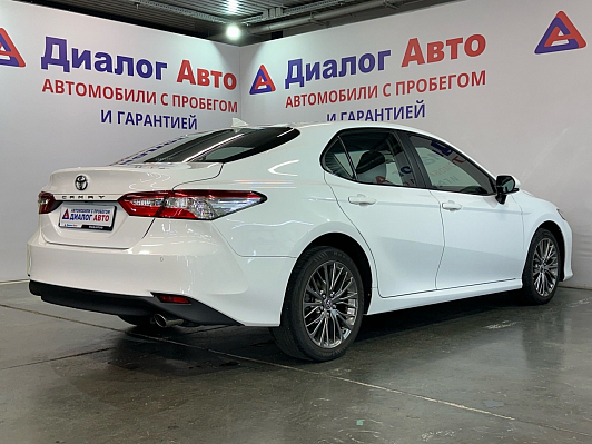 Toyota Camry, 2019 года, пробег 110165 км