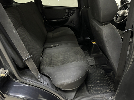 Chevrolet Niva LC, 2010 года, пробег 180400 км