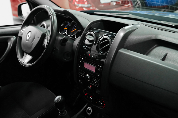 Renault Duster Privilege, 2016 года, пробег 147000 км