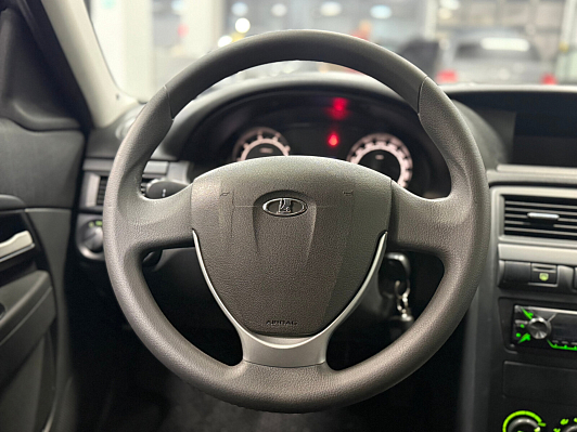 Lada (ВАЗ) Priora Norma Climate 21705-41-058, 2018 года, пробег 102000 км