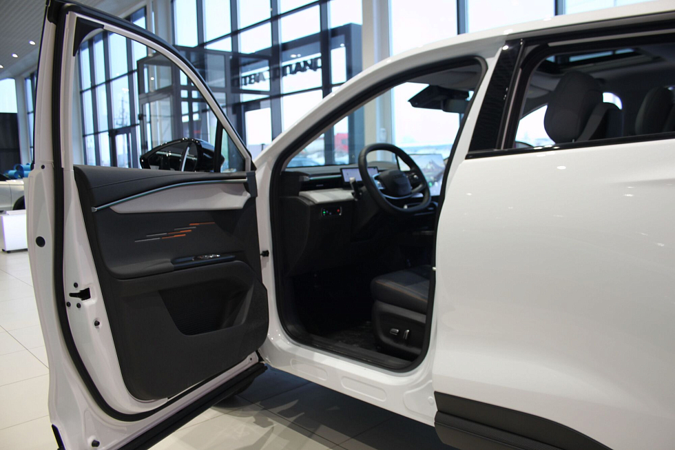 Omoda C5 , белый