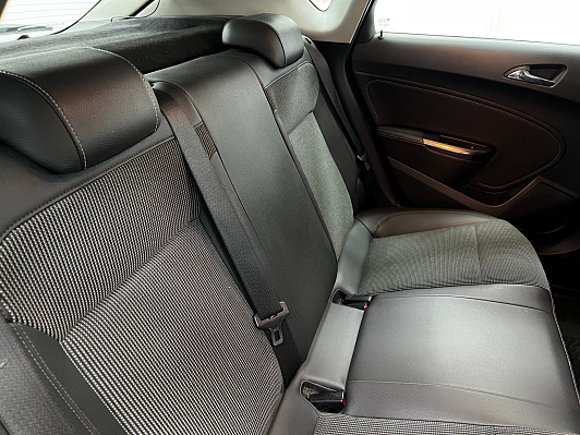 Opel Astra Cosmo, 2011 года, пробег 133897 км