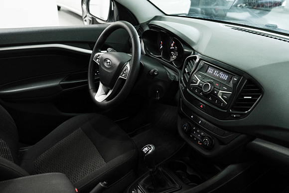 Lada (ВАЗ) Vesta Comfort, 2020 года, пробег 29000 км