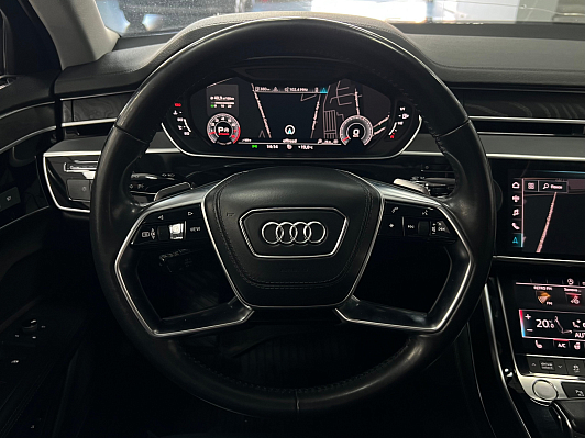 Audi A8 Business, 2018 года, пробег 240952 км