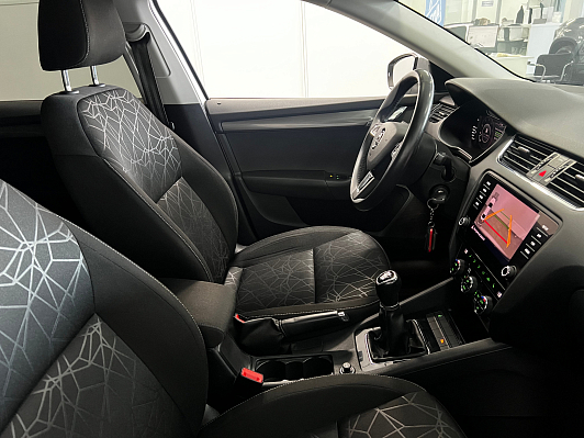 Skoda Octavia Hockey Edition, 2020 года, пробег 105000 км