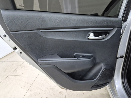 Kia Rio Luxe, 2017 года, пробег 133605 км