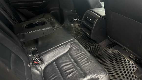 Volkswagen Touareg Business, 2014 года, пробег 192000 км