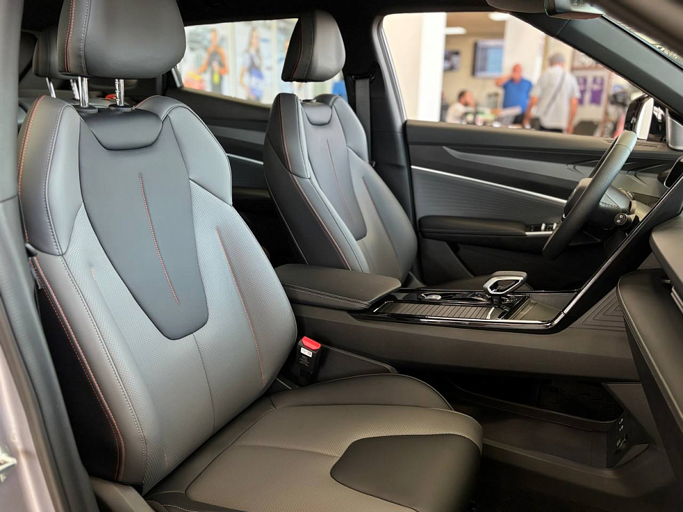 Geely Cityray Спорт, серебряный