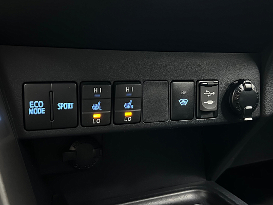 Toyota RAV4, 2018 года, пробег 101609 км
