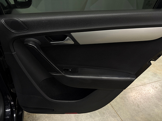 Volkswagen Passat Trendline, 2012 года, пробег 224259 км