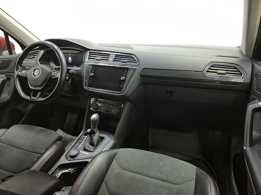 Volkswagen Tiguan Exclusive, 2017 года, пробег 127884 км