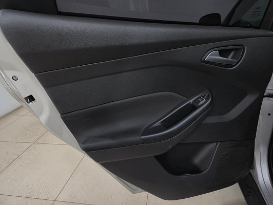 Ford Focus SYNC Edition, 2017 года, пробег 64786 км