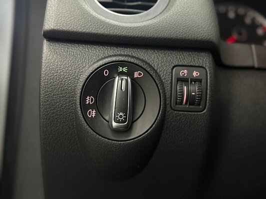 Volkswagen Tiguan, 2013 года, пробег 157702 км