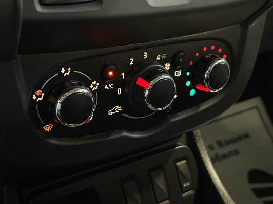 Renault Duster, 2017 года, пробег 146000 км