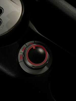 Peugeot 4007 Allure, 2011 года, пробег 159000 км
